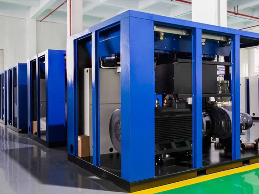 Máy nén khí trục vít dẫn động dây đai & trực tiếp DENAIR